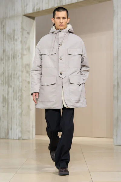 Look 23